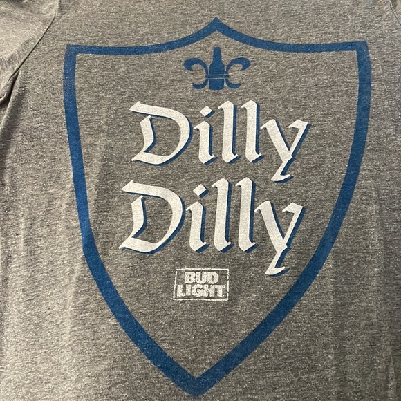 Budweiser & Dilly Dilly BL Beer Girl T-Shirts - Picture 2 of 8